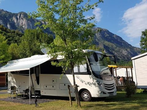 Camping de la Châtaigneraie - Camping Hautes-Pyrénées - Image N°4